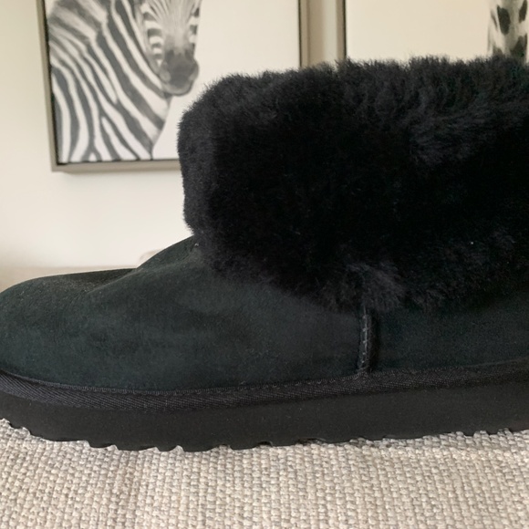 Authentic Ugg Boots - Ankle height - Picture 5 of 5